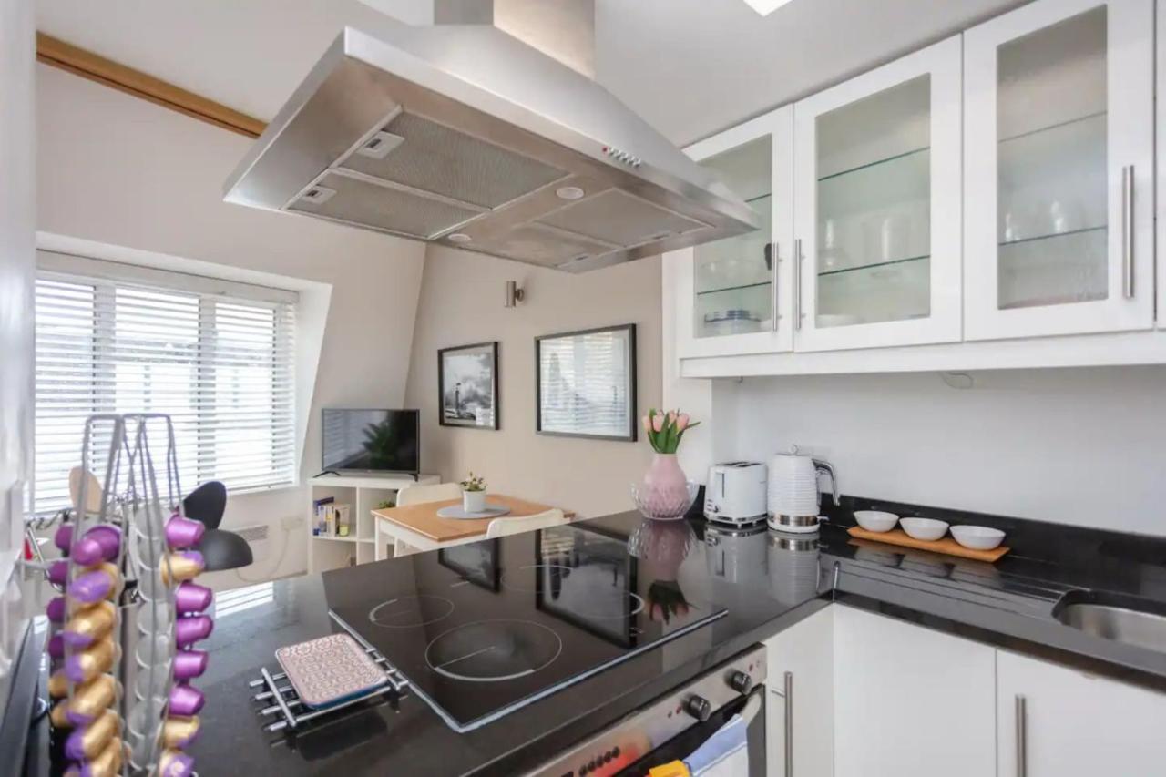 Stylish 1 Bedroom Apartment Near Northcote Road London Exterior photo